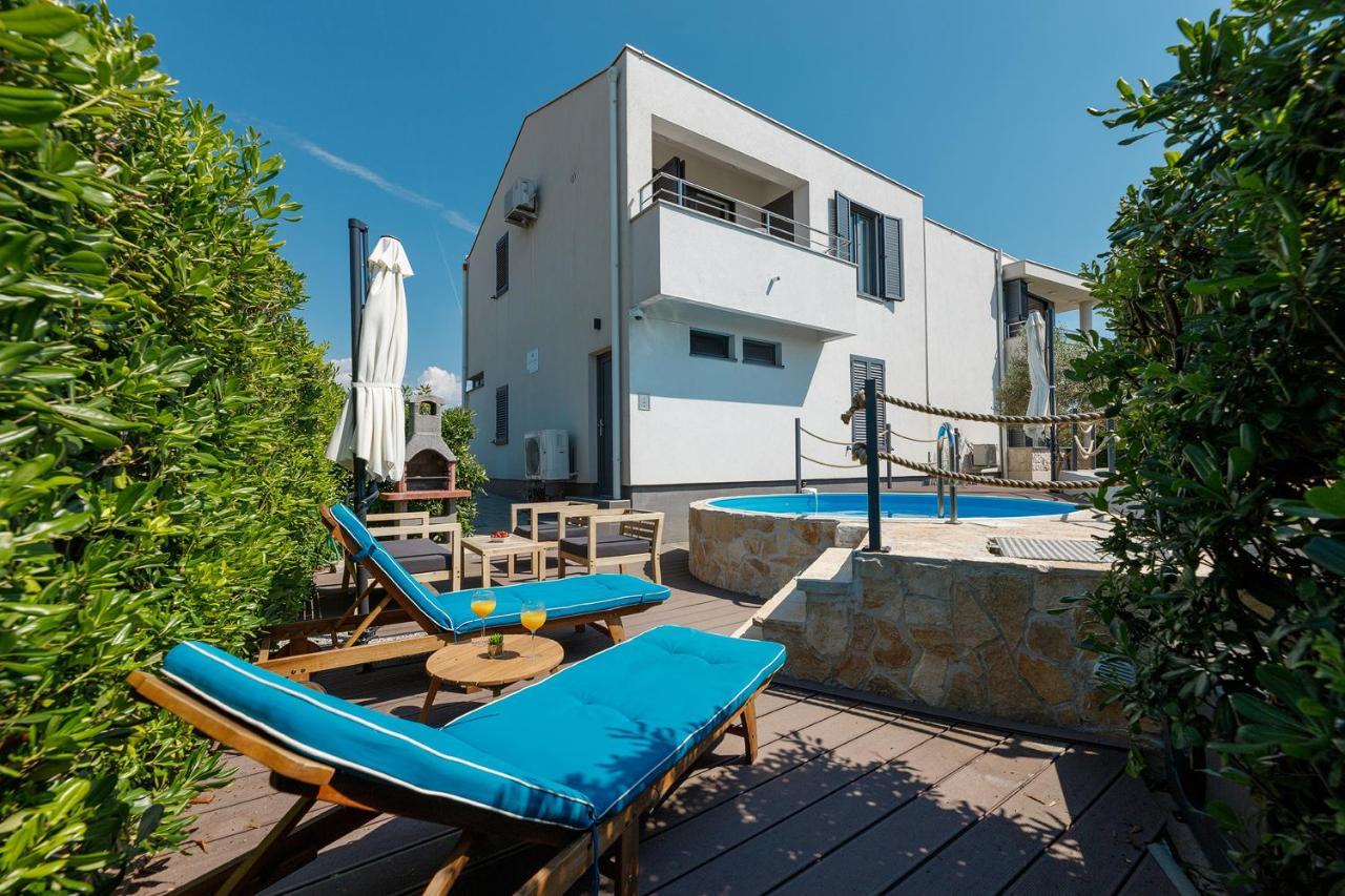 Malo Ferienvilla Privlaka, Pool, Boje, Wi-Fi, Wallbox Privlaka (Zadar) Exterior foto
